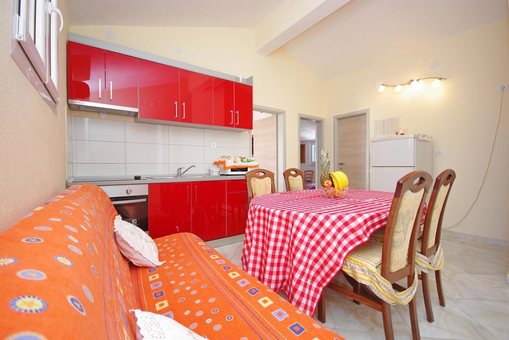 Apartments Ribarevic Makarska Habitación foto