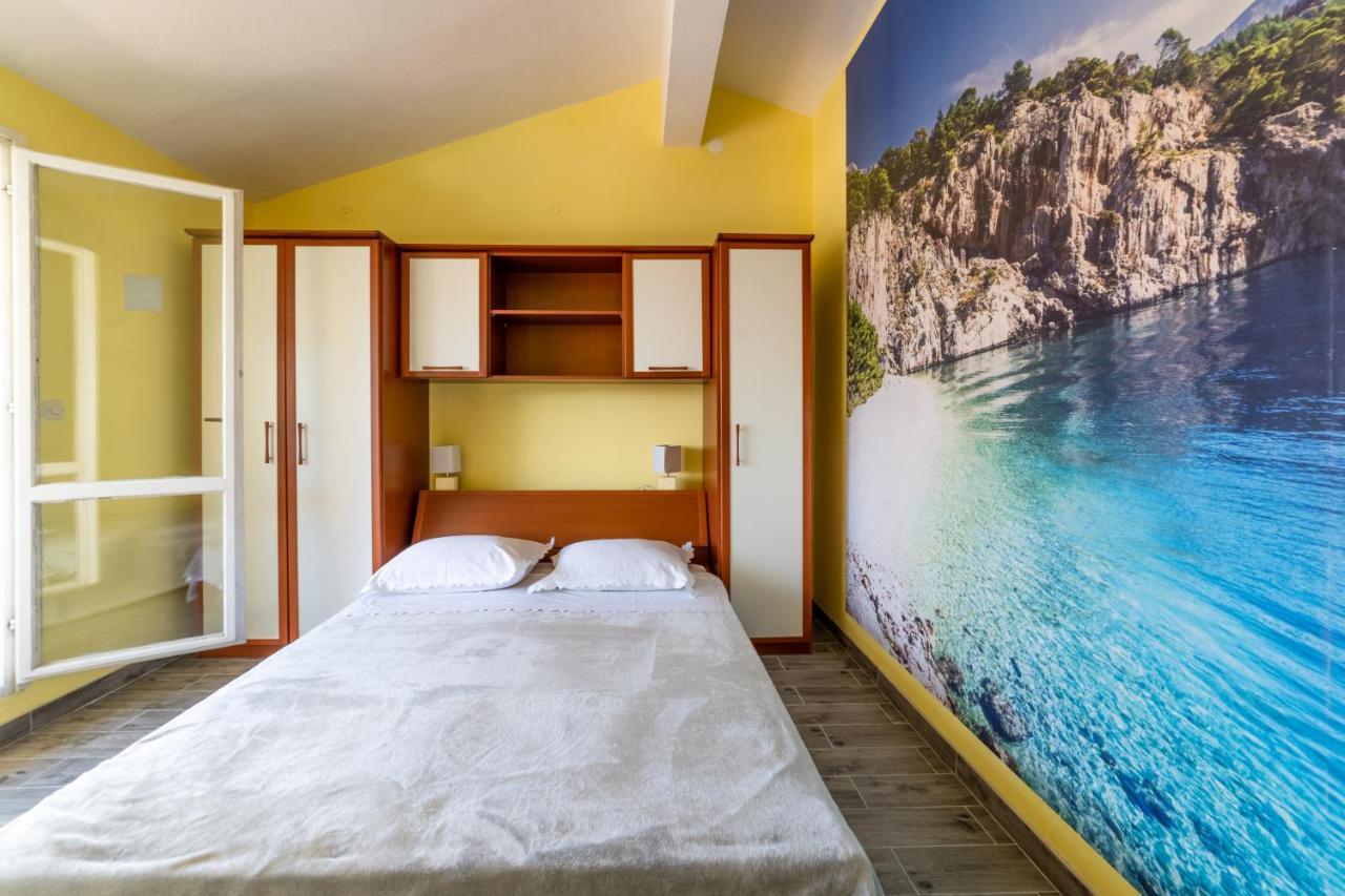 Apartments Ribarevic Makarska Exterior foto